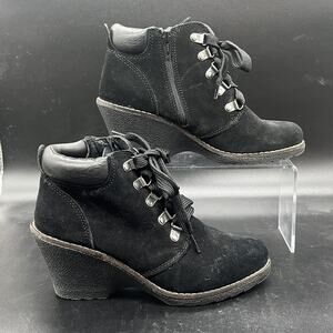 White Mountain Women’s Black Suede Ankle Wedge Liberty Booties 7.5 M